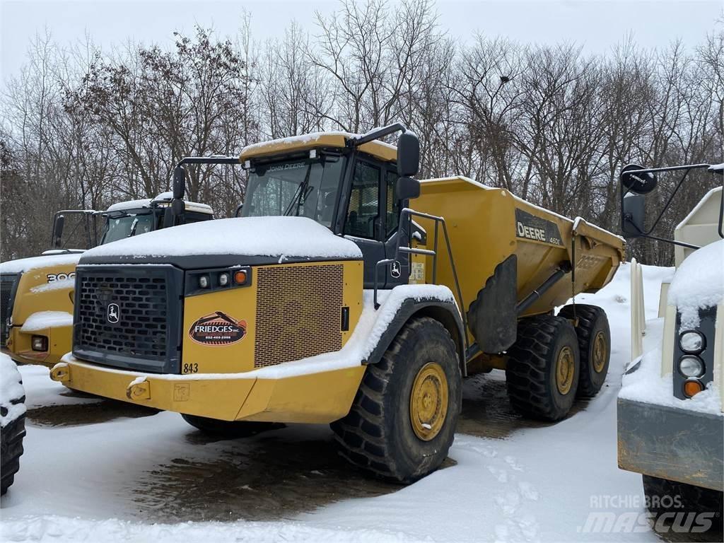 John Deere 460E Tombereau articulé