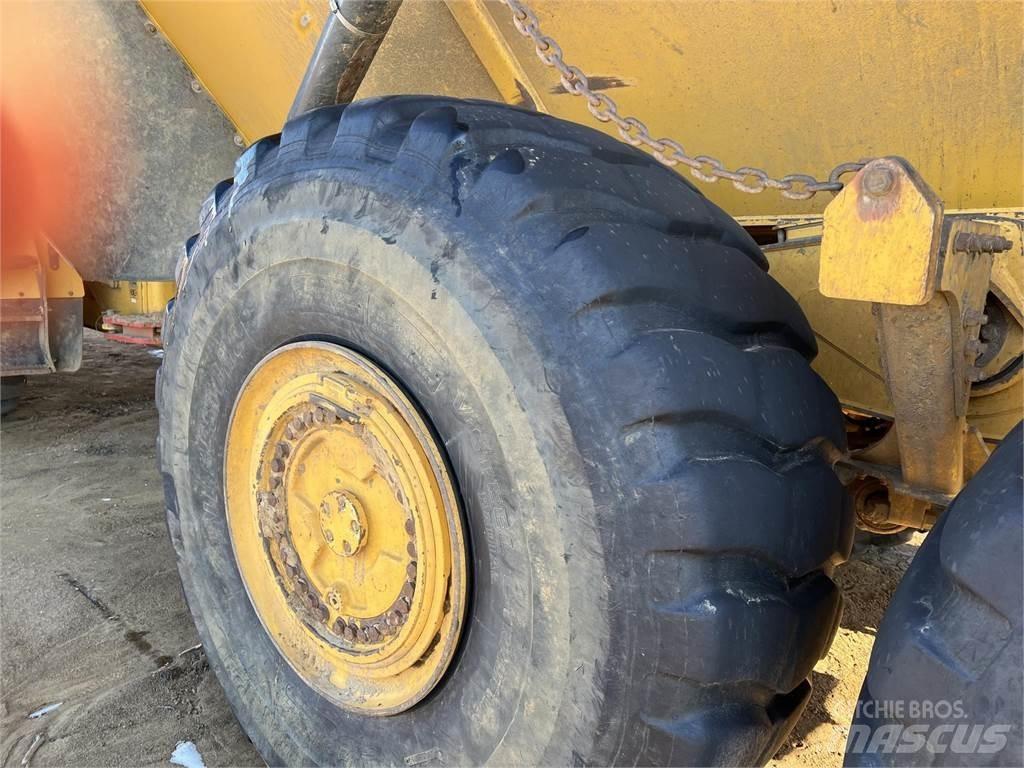 John Deere 460E Tombereau articulé