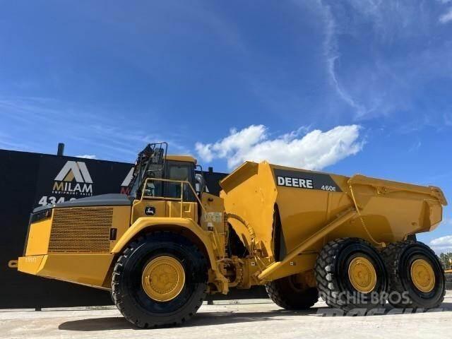 John Deere 460E Tombereau articulé