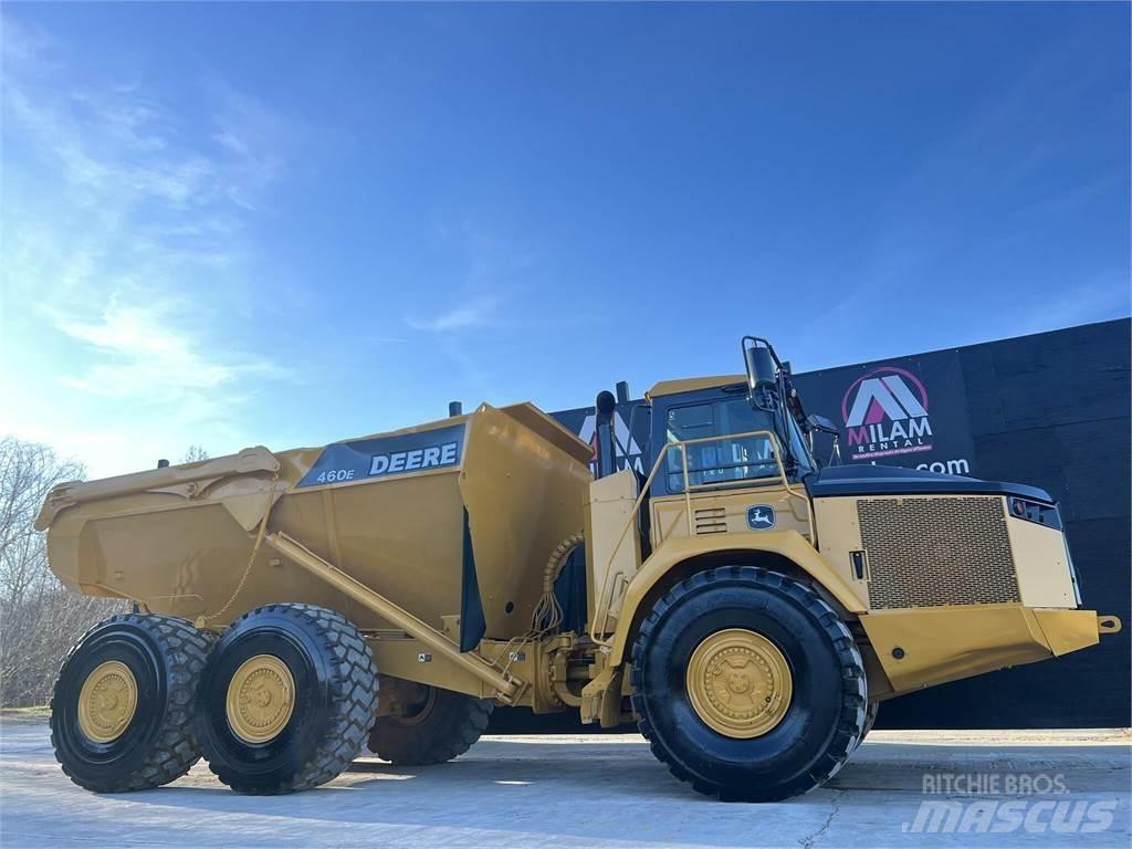 John Deere 460E Tombereau articulé