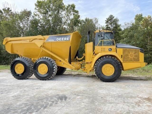John Deere 460E Tombereau articulé