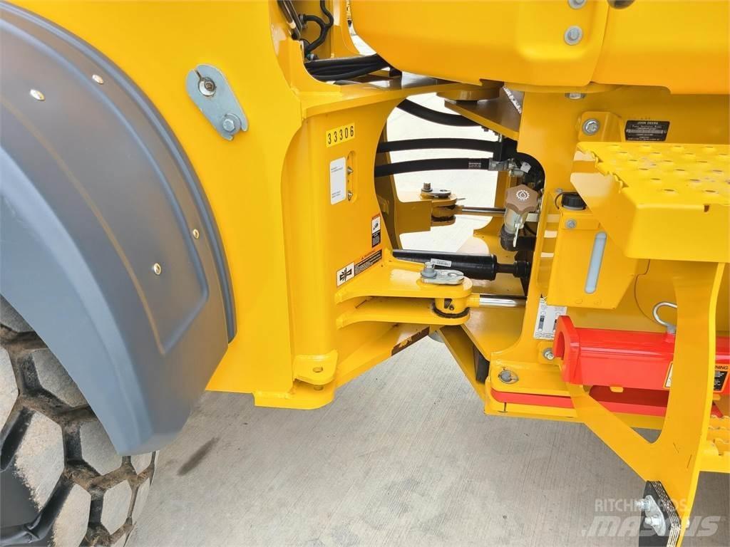 John Deere 524P Chargeuse sur pneus