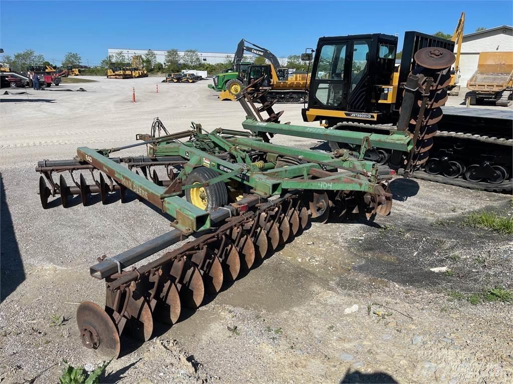 John Deere 640 Crover crop