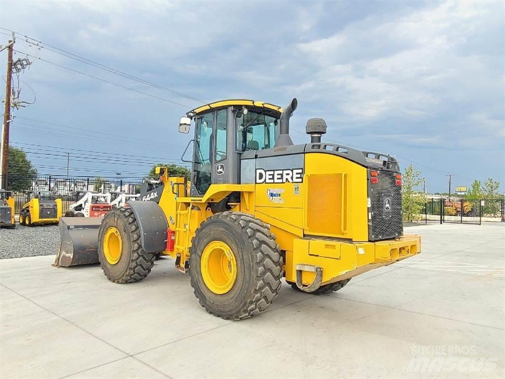 John Deere 644K Chargeuse sur pneus