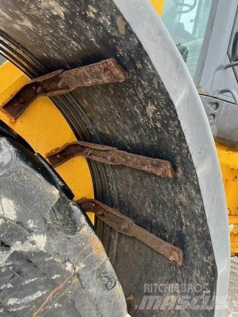 John Deere 644K Chargeuse sur pneus