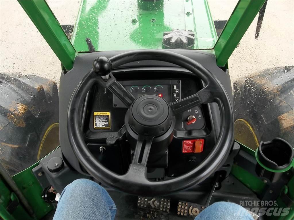 John Deere 648H Débusqueur