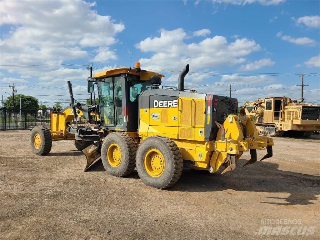 John Deere 672G Niveleuse