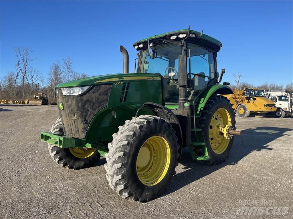 John Deere 7200R Tracteur