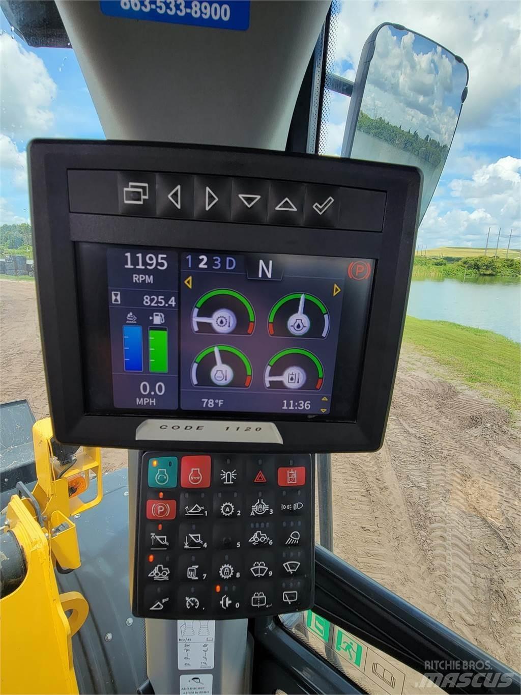 John Deere 744L Chargeuse sur pneus