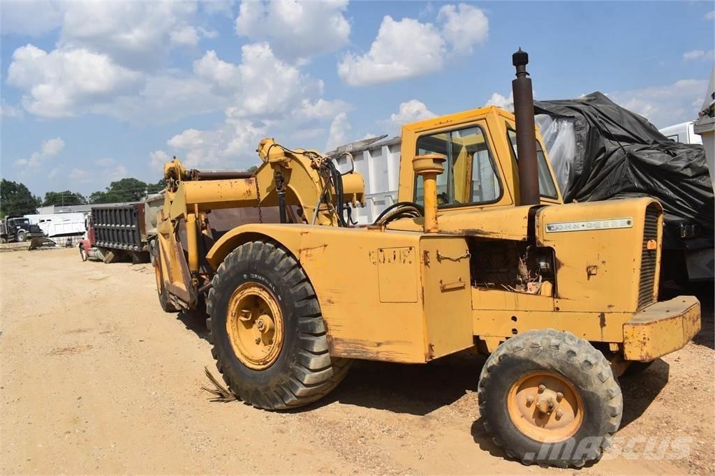 John Deere 760A Scraper