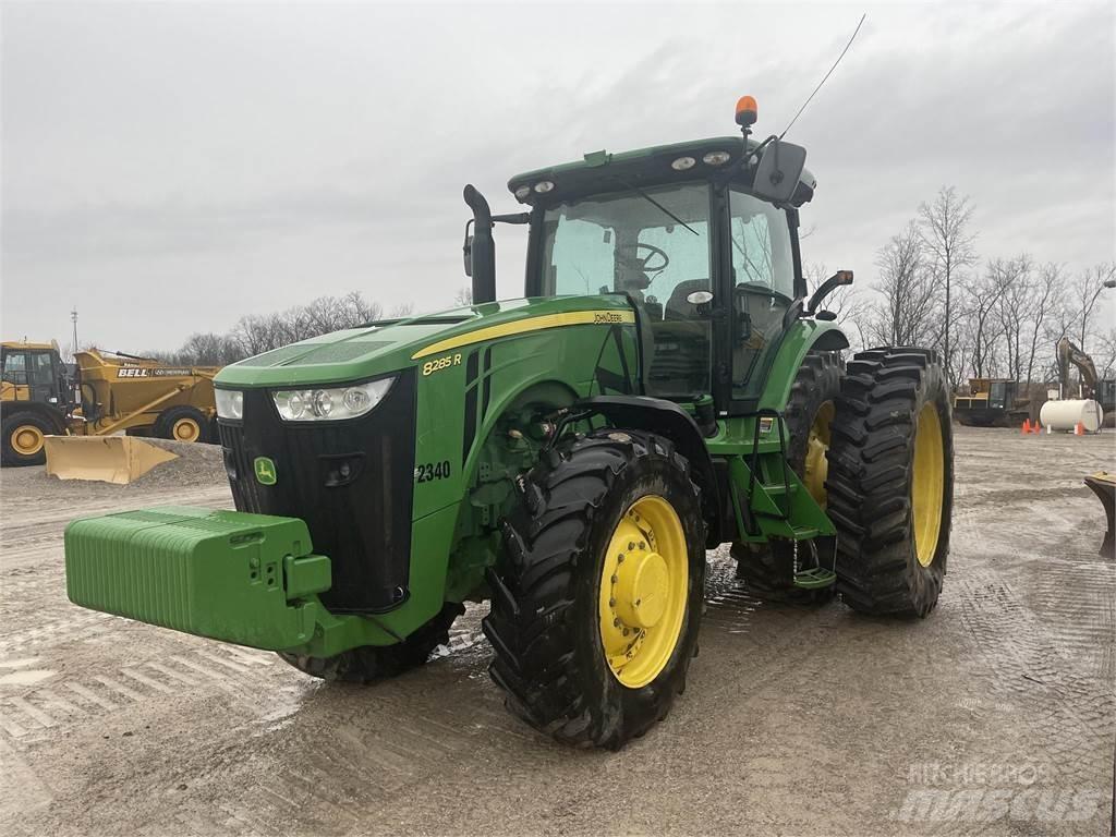 John Deere 8310R Tracteur
