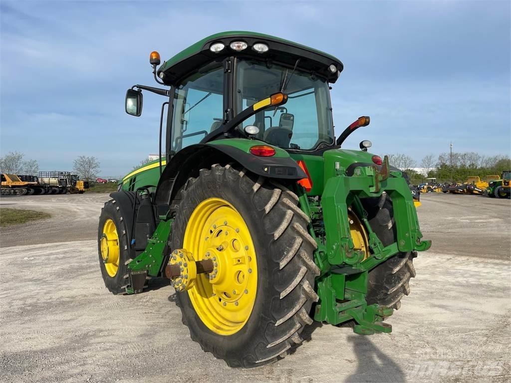 John Deere 8320R Tracteur