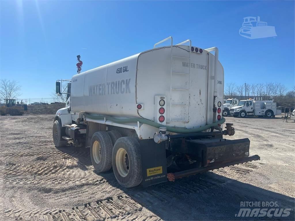Kenworth T440 Camion citerne à eau