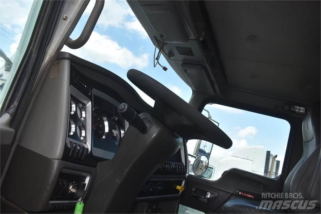Kenworth T440 Camion benne