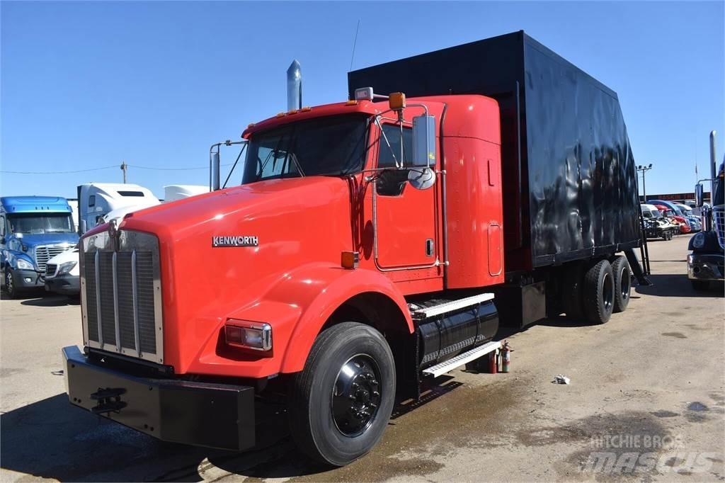Kenworth T800 Camion plateau ridelle avec grue