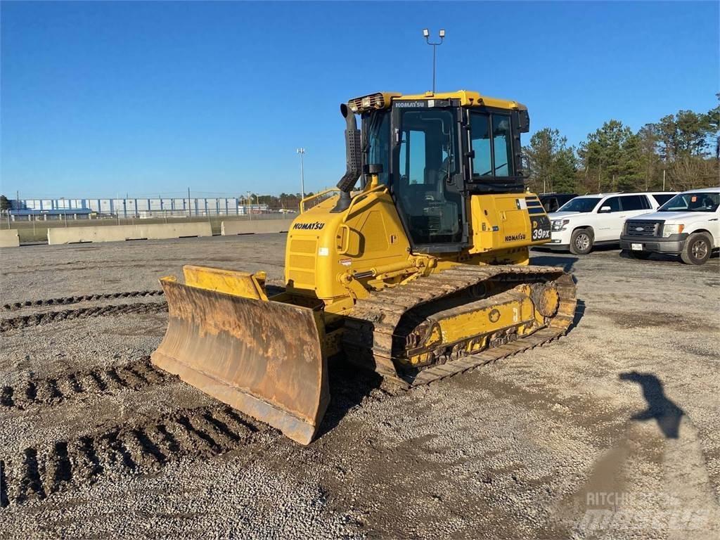 Komatsu D39PX-24 Bouteurs sur chenilles