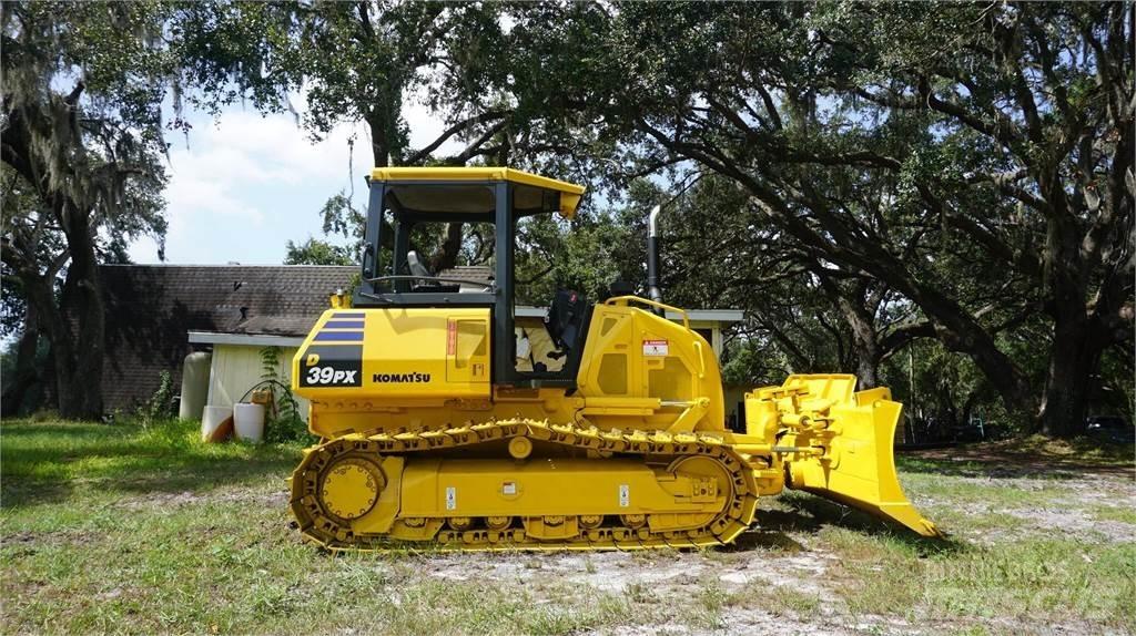 Komatsu D39PX-24 Bouteurs sur chenilles