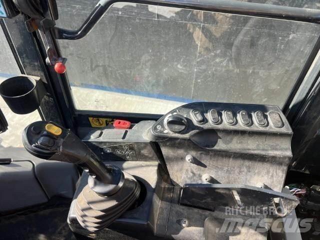 Komatsu WA270-8 Chargeuse sur pneus