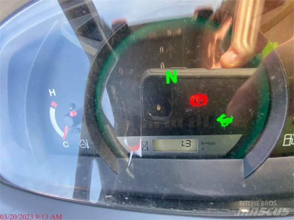 Kubota R430 Chargeuse sur pneus