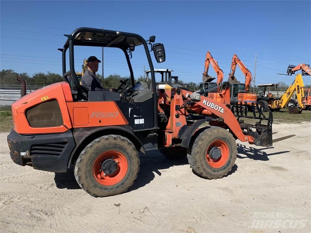 Kubota R530 Chargeuse sur pneus