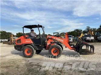 Kubota R530 Chargeuse sur pneus