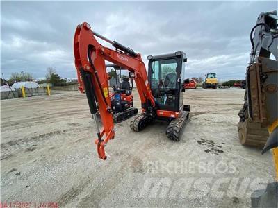 Kubota U27-4 Mini pelle < 7t