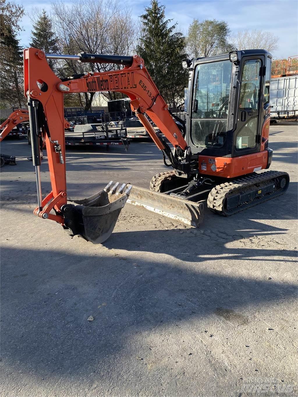 Kubota U35-4 Mini pelle < 7t