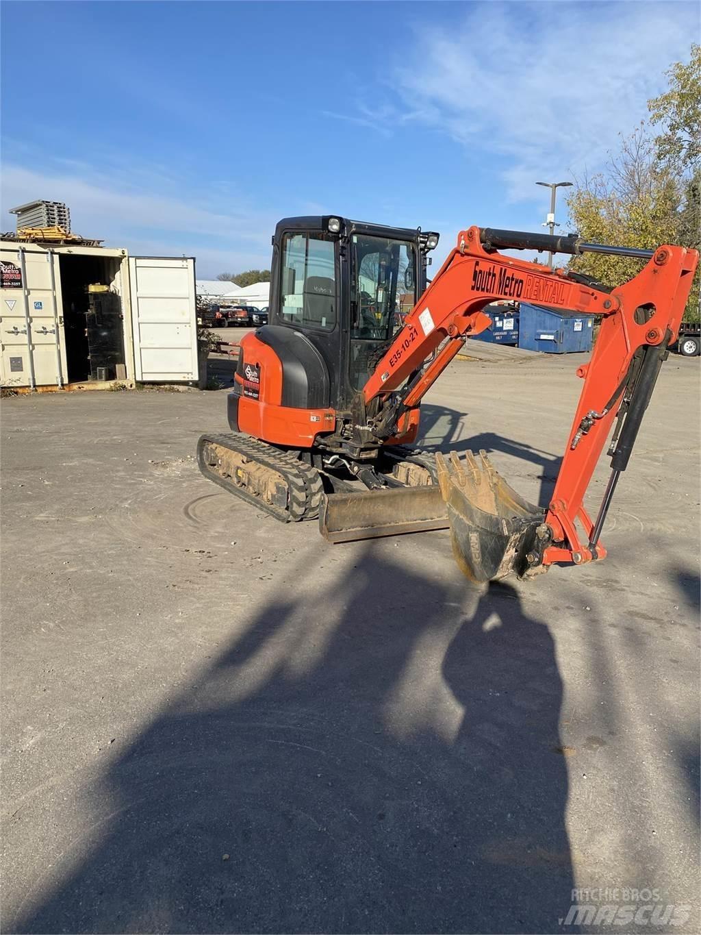 Kubota U35-4 Mini pelle < 7t