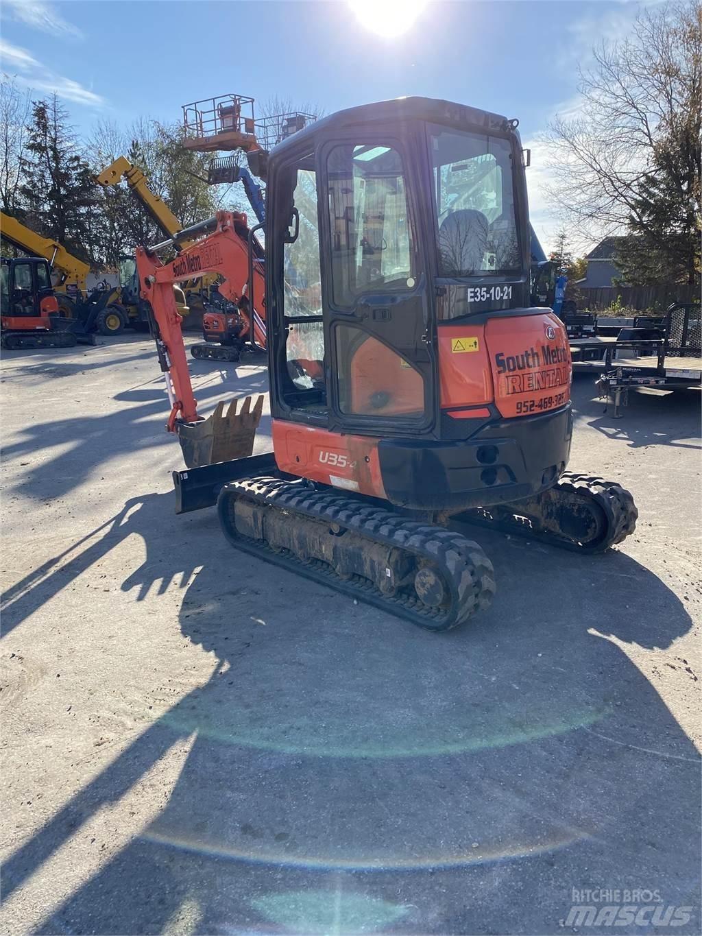 Kubota U35-4 Mini pelle < 7t
