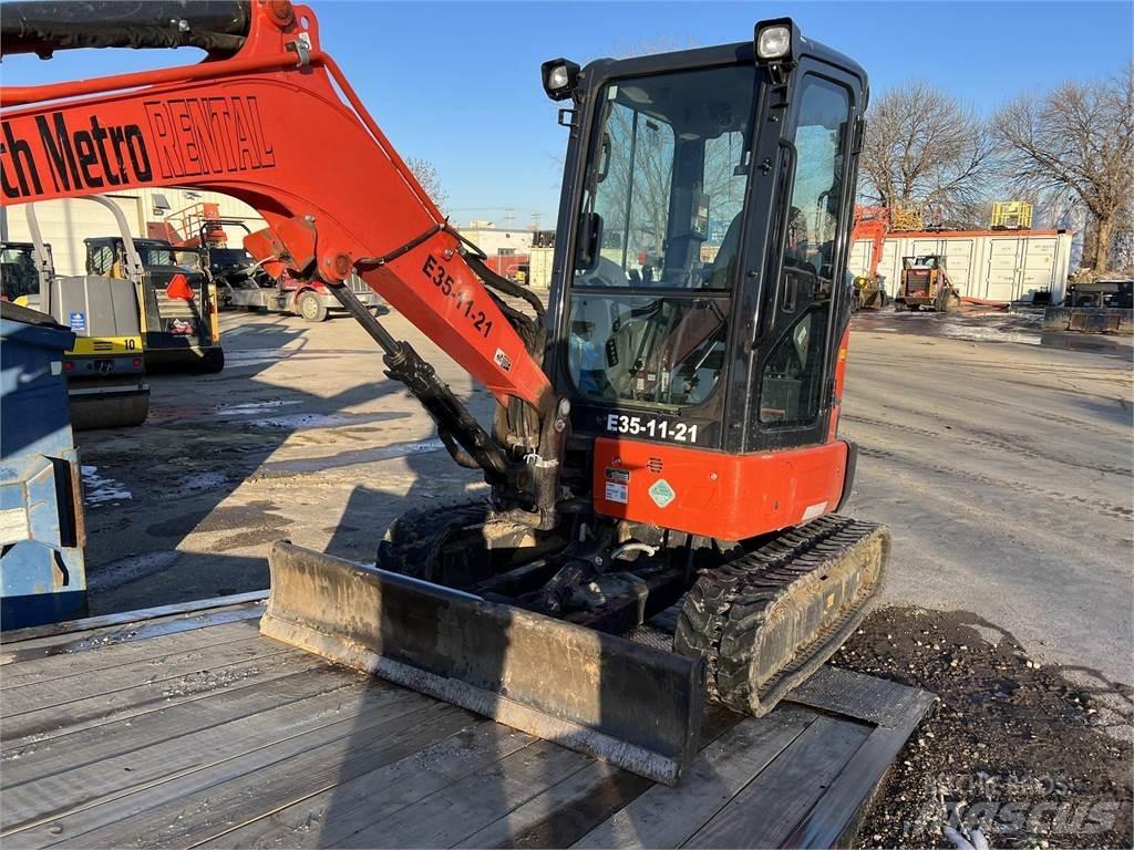 Kubota U35-4 Mini pelle < 7t