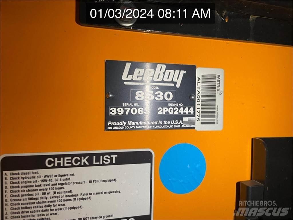 LeeBoy 8530 Finisseur