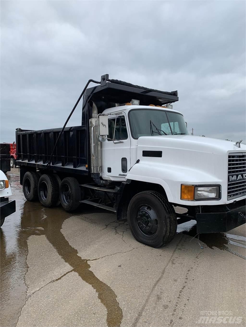Mack CH613 Camion benne