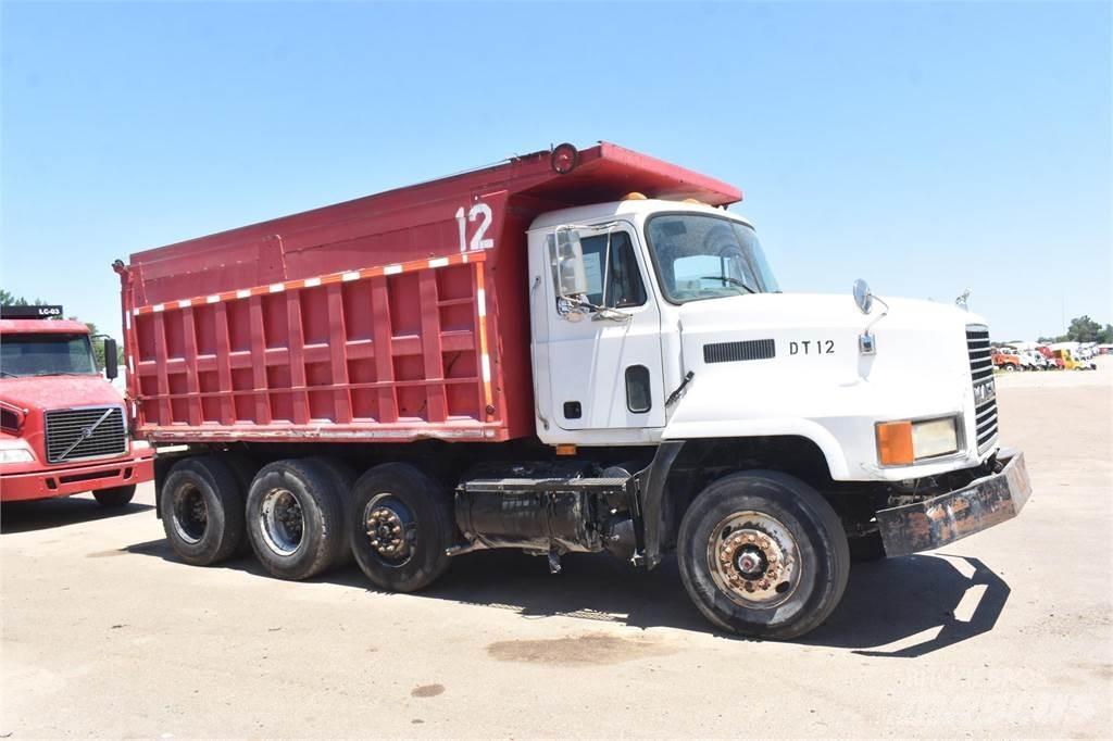 Mack CH613 Camion benne