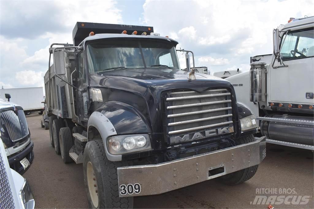 Mack GRANITE GU713 Camion benne