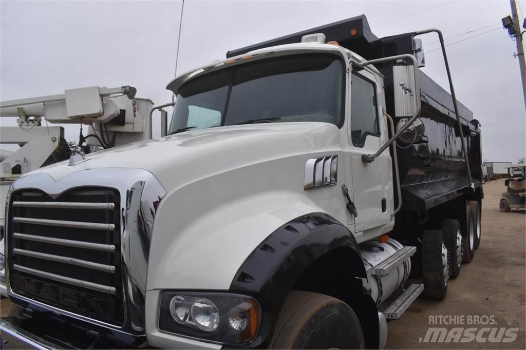 Mack GRANITE GU713 Camion benne