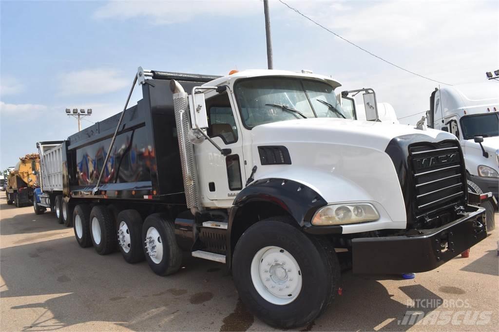 Mack GRANITE GU813 Camion benne