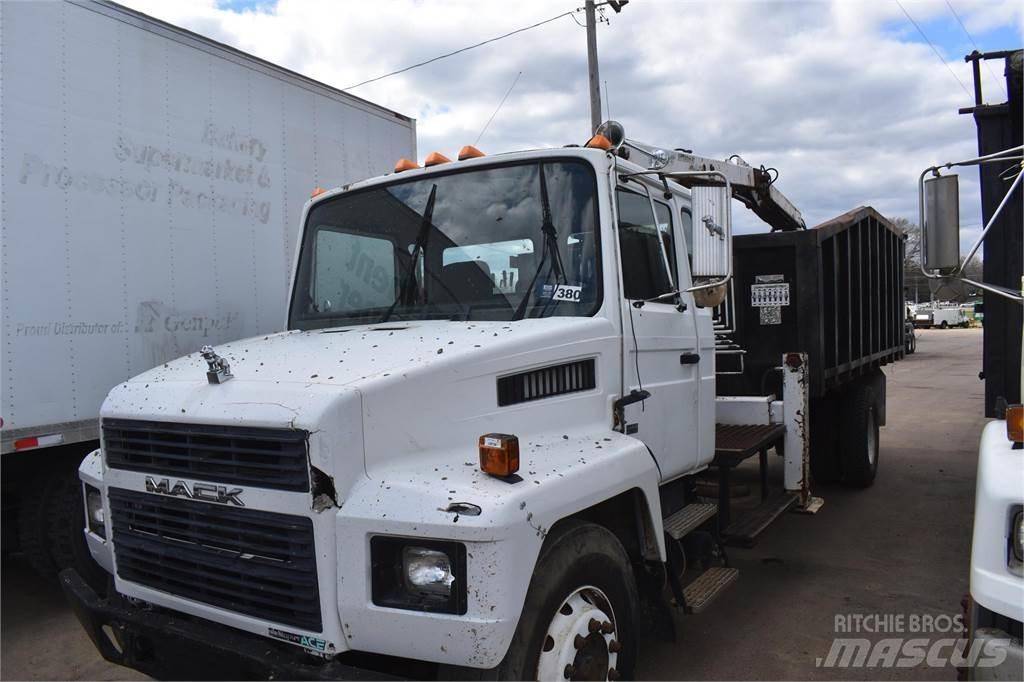 Mack MIDLINER CS300 Camion plateau ridelle avec grue