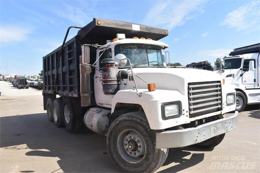 Mack RD688S Camion benne
