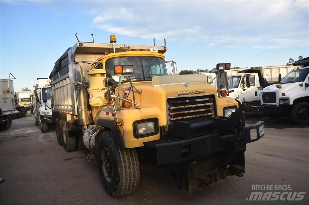 Mack RD688S Camion benne