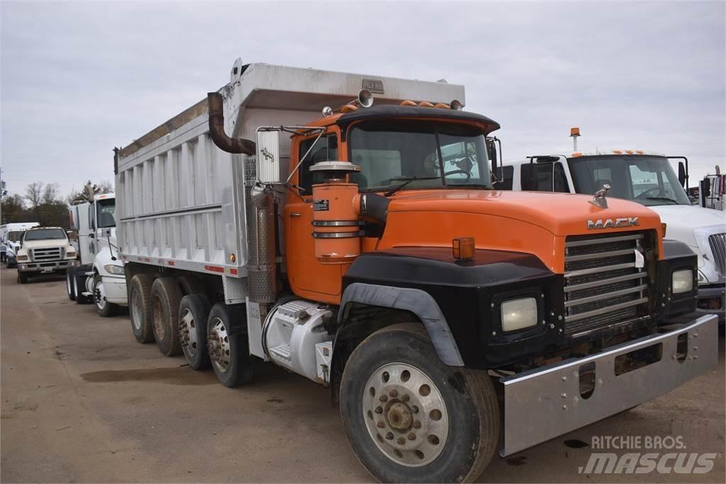 Mack RD688S Camion benne