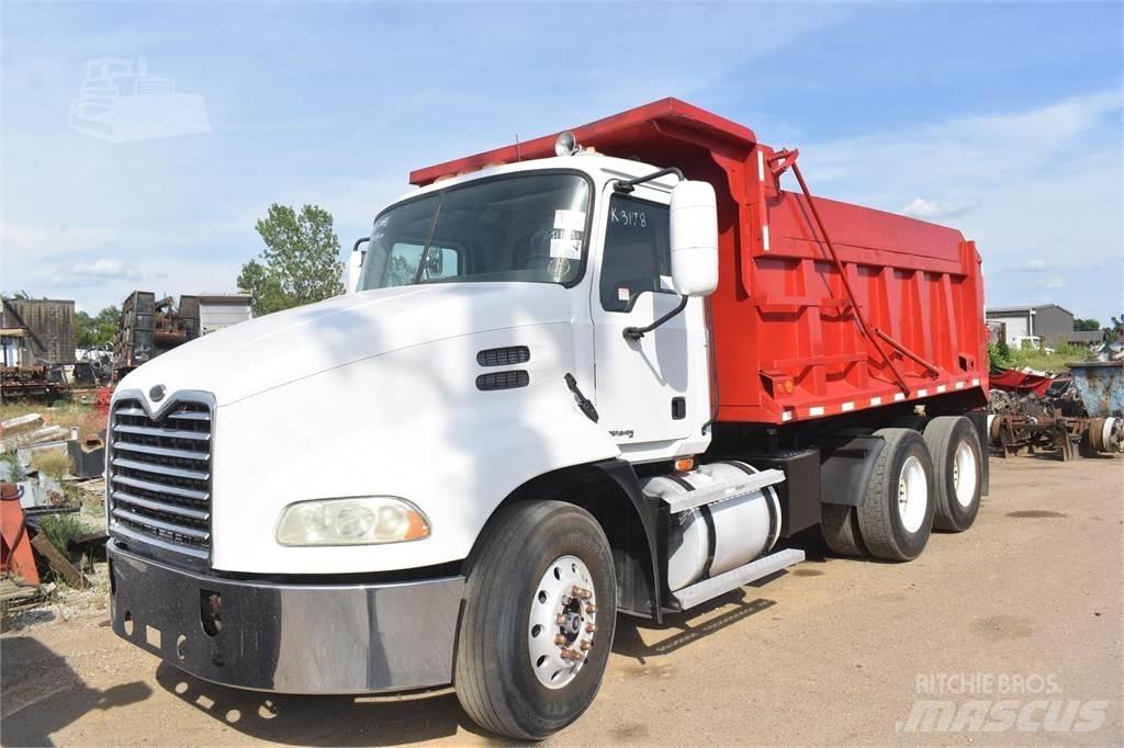 Mack VISION CXN613 Camion benne