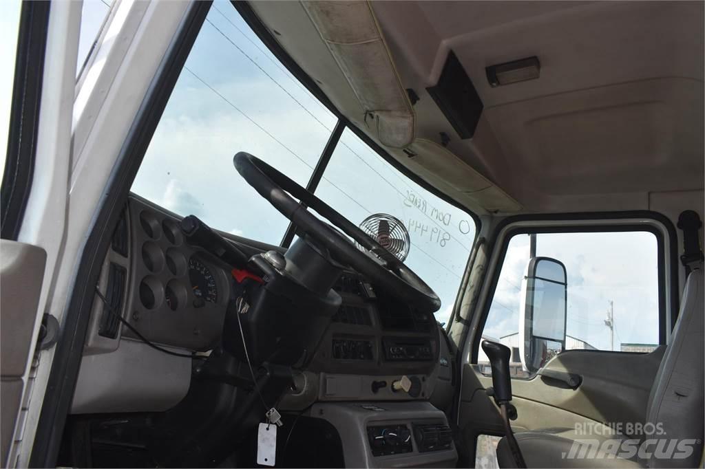 Mack VISION CXN613 Camion benne