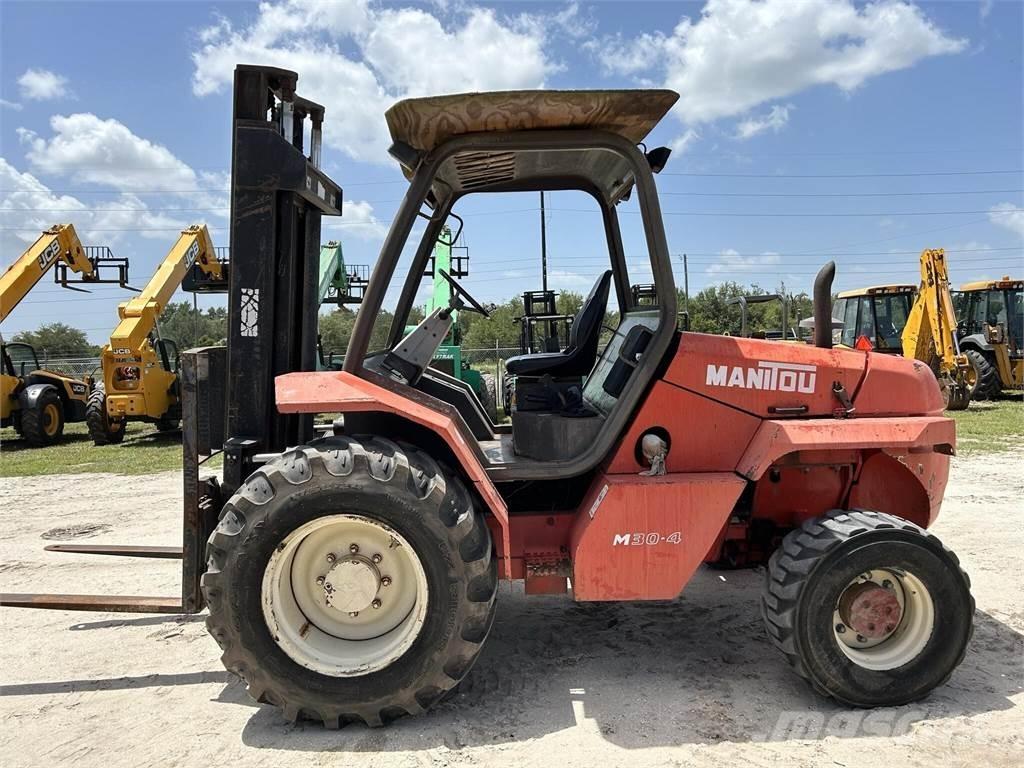Manitou M30.4 Chariot tout terrain