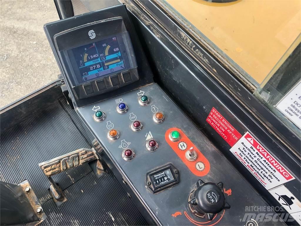 Morooka MST1500VD Tombereau sur chenilles