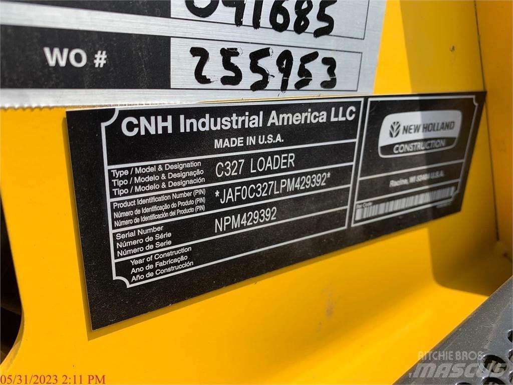 New Holland C327 Chargeuse compacte