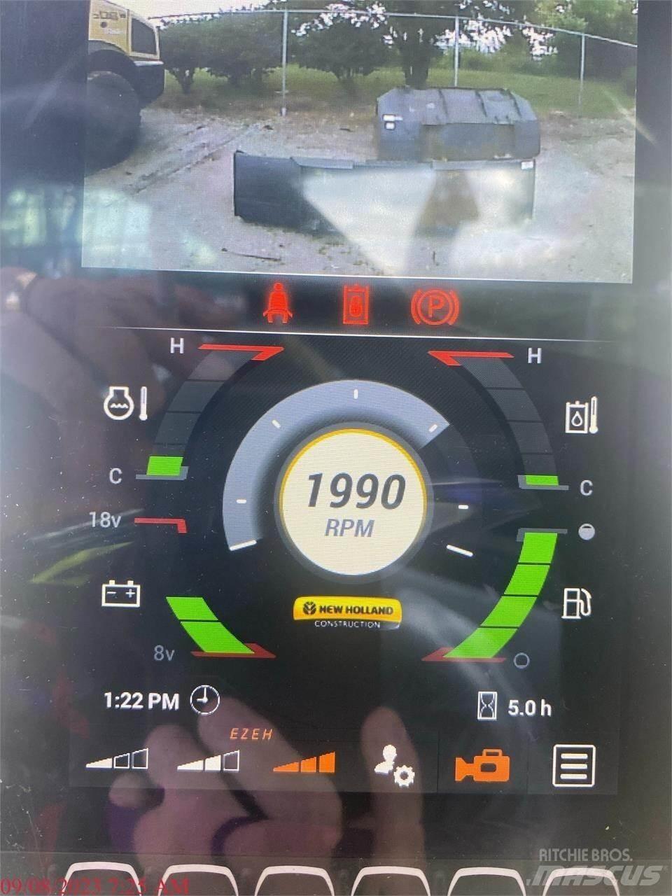 New Holland C332 Chargeuse compacte