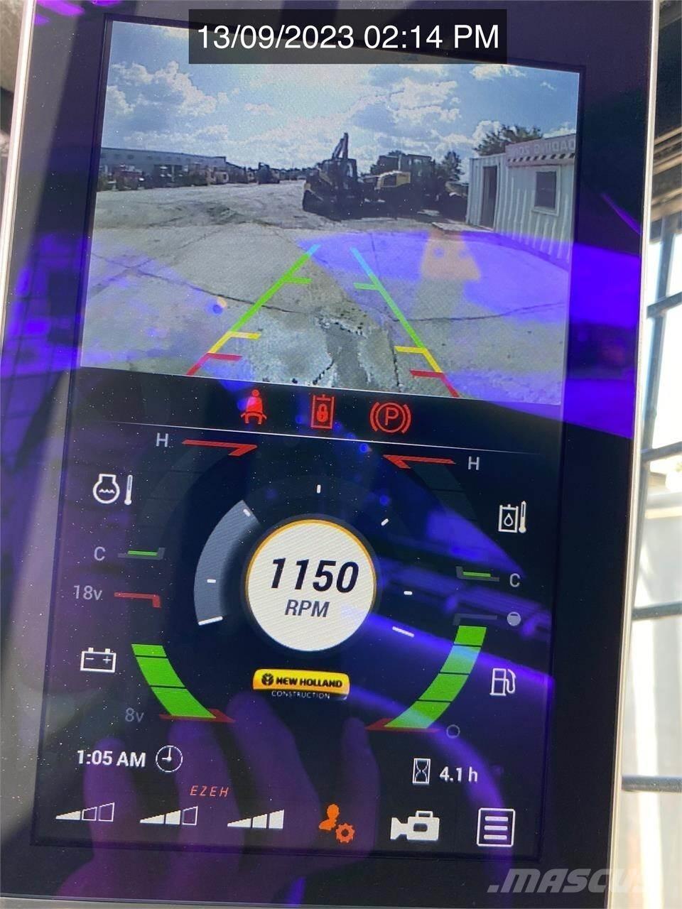 New Holland C332 Chargeuse compacte