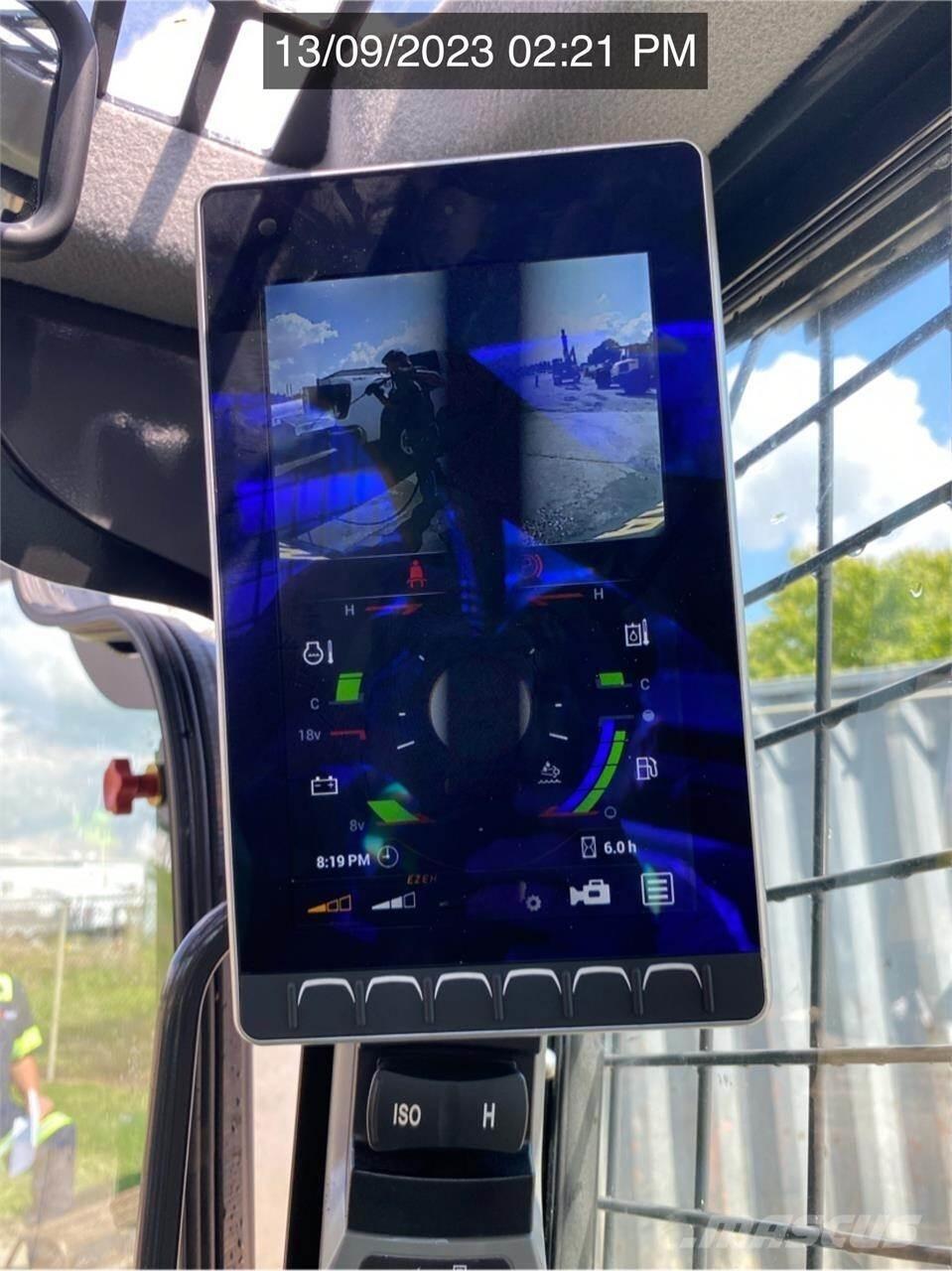 New Holland C345 Chargeuse compacte