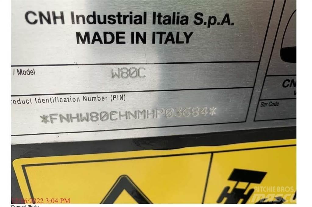 New Holland W80C Chargeuse sur pneus