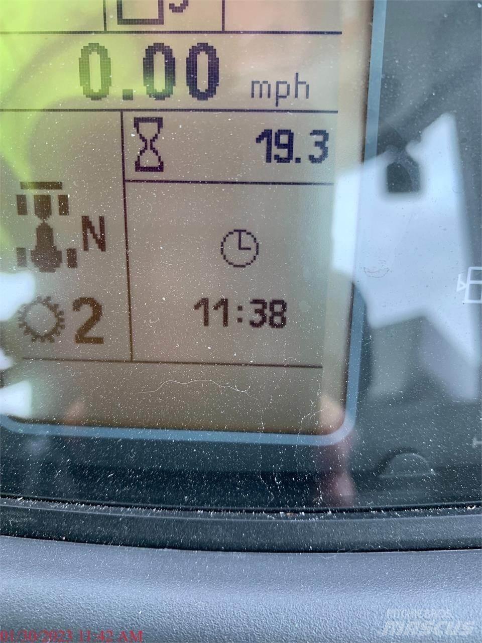 New Holland W80C Chargeuse sur pneus